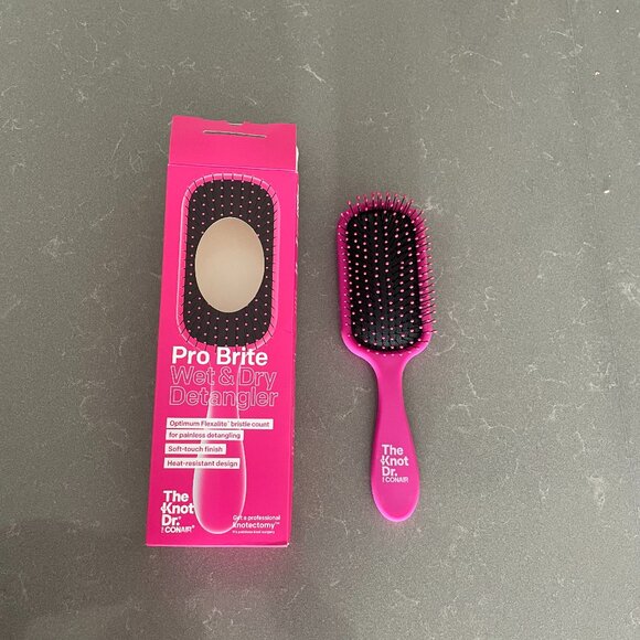 The Knot for Dr. CONAIR | Pro Brite Wet and Dry Detangler Hair Brush - Picture 2 of 4